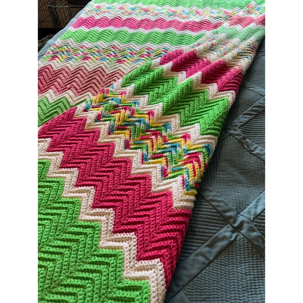 Vintage Handmade Crochet Afghan Blanket Chevron Zig Zag Ripple Green Pink Multi